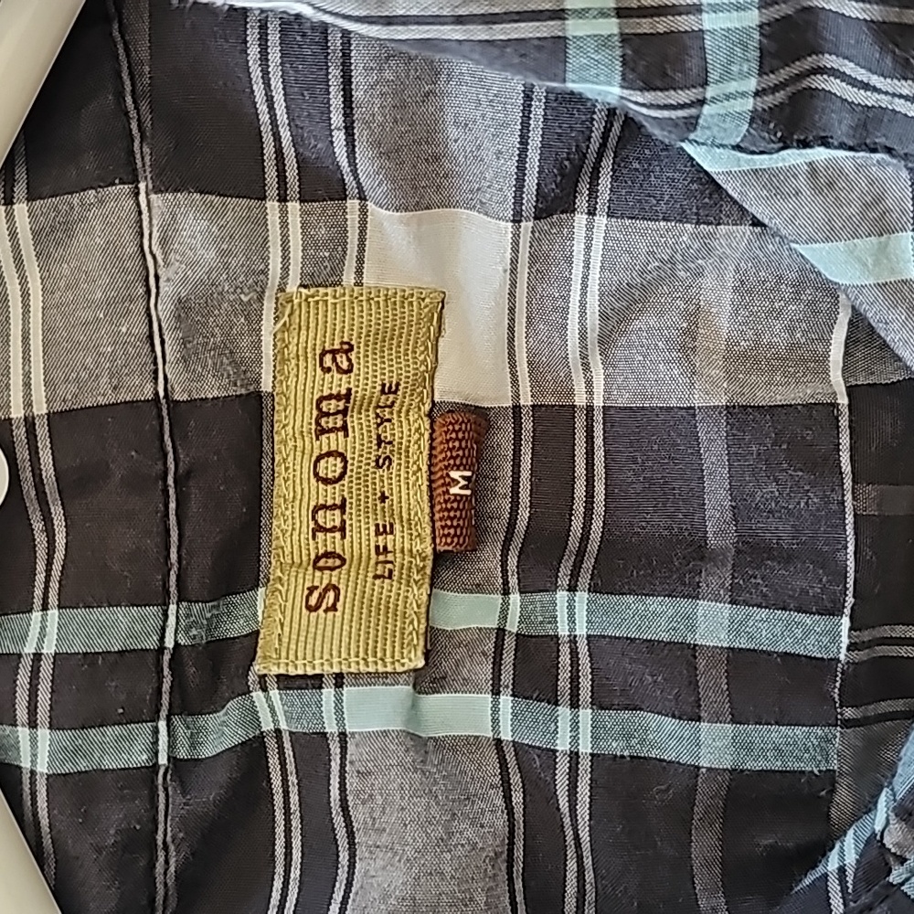 Shirt - Picture 4 of 4
